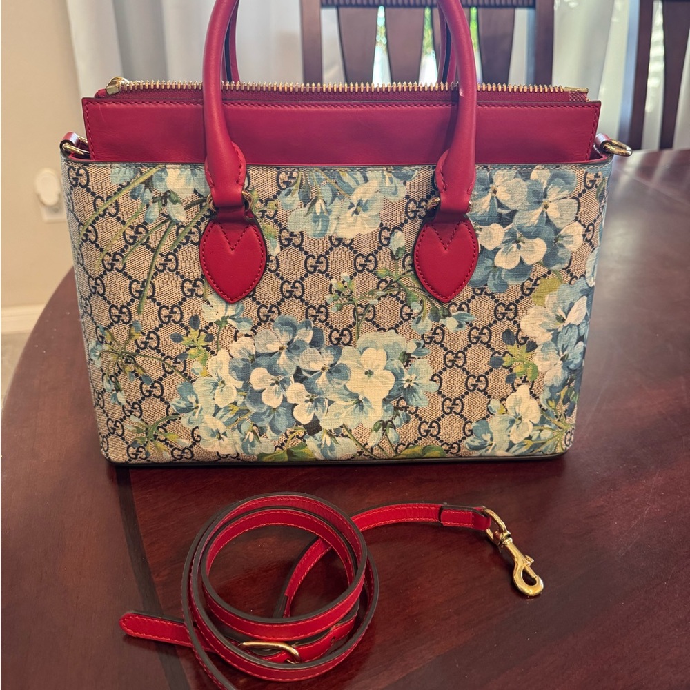 Gucci Bloom Floral Canvas and Red Leather Women's Tote Bag